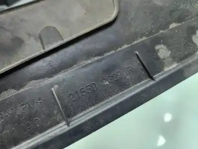 Second-hand car spare part medium for renault captur ii techno oem iam references 215592329r  