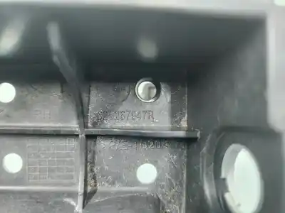 Автозапчастина б/у середній для renault captur ii techno посилання на oem iam 625267947r  