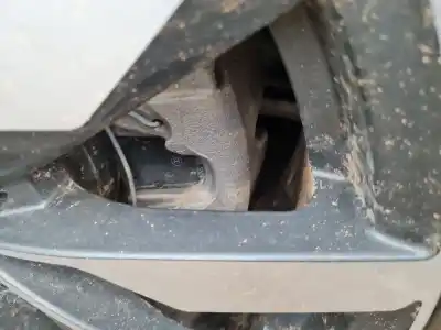 Автозапчастина б/у передній лівий гальмум для audi a4 berlina (8wc) 35 tdi s line посилання на oem iam 