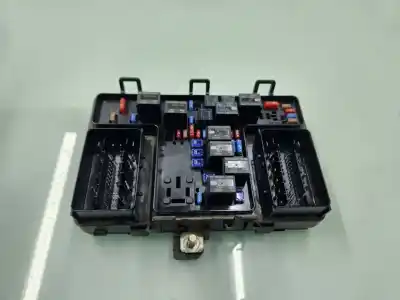 Pezzo di ricambio per auto di seconda mano scatola relè/fusibili per ford ranger (tke) doppelkabine 4x4 wildtrak riferimenti oem iam gb3t14d068kb  