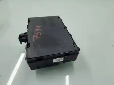 Pezzo di ricambio per auto di seconda mano scatola relè/fusibili per ford ranger (tke) doppelkabine 4x4 wildtrak riferimenti oem iam gb3t14d068kb  
