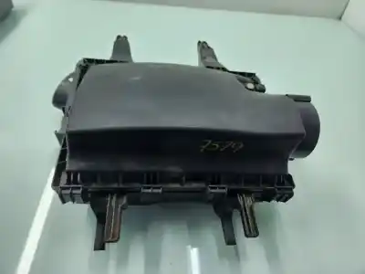 Pezzo di ricambio per auto di seconda mano SUPPORTO FILTRO ARIA per MERCEDES SPRINTERII CAJA CERRADA (DESDE 01.06) 310/313/316 CDI (906.631/633/635/637) 95 CV / 70 KW Riferimenti OEM IAM A0000907801  