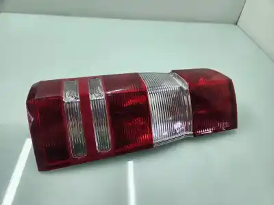 Pezzo di ricambio per auto di seconda mano LUCI POSTERIORI DESTRA per MERCEDES SPRINTERII CAJA CERRADA (DESDE 01.06) 310/313/316 CDI (906.631/633/635/637) 95 CV / 70 KW Riferimenti OEM IAM 89504031  