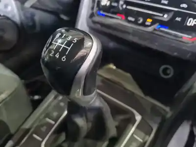 Автозапчастина б/у ручка важеля передач для volkswagen tiguan (ad1, ax1) 2.0 tdi посилання на oem iam   