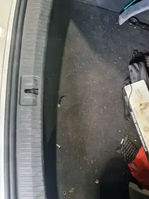 Автозапчасти б/у обивка багажника за volkswagen tiguan (ad1, ax1) 2.0 tdi ссылки oem iam 5na863463ca9