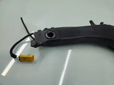Pièce détachée automobile d'occasion RÉSERVOIR DE LAVE-GLACE pour PEUGEOT 308 SW  Références OEM IAM 9801927380  