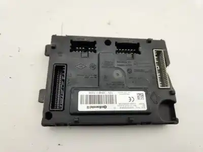 Автозапчастина б/у електронний модуль для dacia duster sl eficacia 4x4 посилання на oem iam 284b11723r