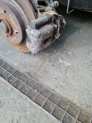 Peça sobressalente para automóvel em segunda mão pinça de travão traseira esquerda por citroen berlingo hdi90 800 niv.b kasten 90 cv / 66 kw referências oem iam 