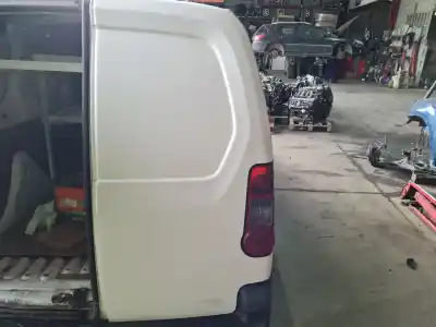 Peça sobressalente para automóvel em segunda mão porta da mala / tampa traseira direita por citroen berlingo hdi90 800 niv.b kasten 90 cv / 66 kw referências oem iam 