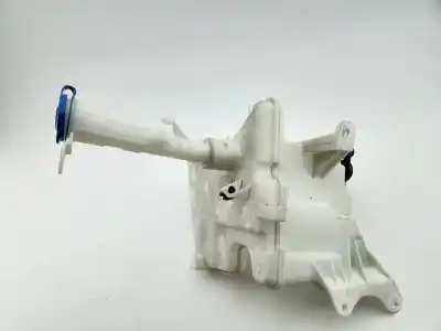 Second-hand car spare part WINDSCREEN WASHER BOTTLE for TOYOTA AURIS  OEM IAM references 8531002490  