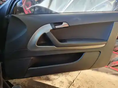 Автозапчасти б/у обивка передней правой двери за audi a3 (8p1) 2.0 tdi 16v ссылки oem iam  Автозапчасти б/у обивка передней правой двери за audi a3 (8p1) 2.0 tdi 16v ссылки oem iam