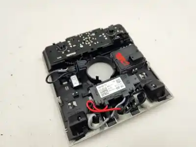 Автозапчасти б/у внутренний свет за SKODA KAROQ (NU) Ambition 4x4 ссылки OEM IAM 57B947105D  