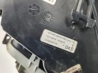 Автозапчасти б/у правый задний фонарь за SKODA KAROQ (NU) Ambition 4x4 ссылки OEM IAM   