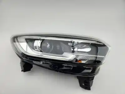 Second-hand car spare part right headlight for renault kadjar xmod 110 cv / 81 kw oem iam references 260107249r  