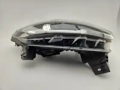 Second-hand car spare part right headlight for renault kadjar xmod 110 cv / 81 kw oem iam references 260107249r  