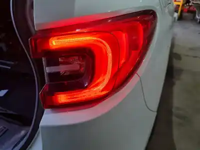 Автозапчасти б/у правый задний фонарь за renault kadjar xmod 110 cv / 81 kw ссылки oem iam 265508701r  