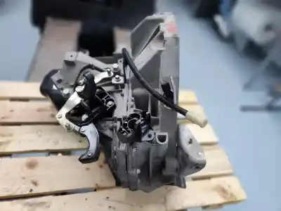 Автозапчастина б/у коробка передач для renault captur dynamique посилання на oem iam jr5332  