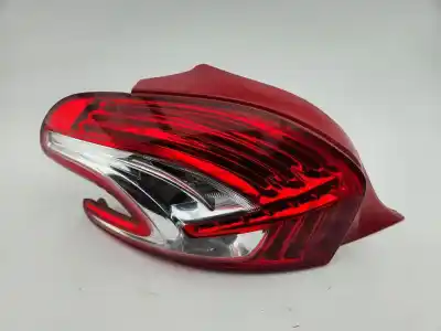 Second-hand car spare part left tailgate light for peugeot 208 active 81 cv / 60 kw oem iam references 9672628280  