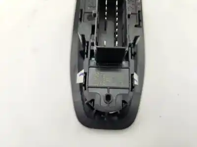Peça sobressalente para automóvel em segunda mão botão / interruptor elevador vidro dianteiro esquerdo por peugeot 208 active 81 cv / 60 kw referências oem iam 96781127zd
