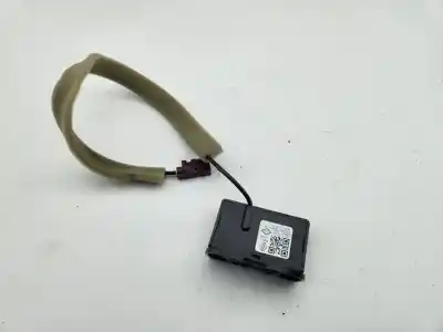 Second-hand car spare part Antenna for RENAULT CLIO V EQUILIBRE 100 CV / 74 KW OEM IAM references 282124064R  