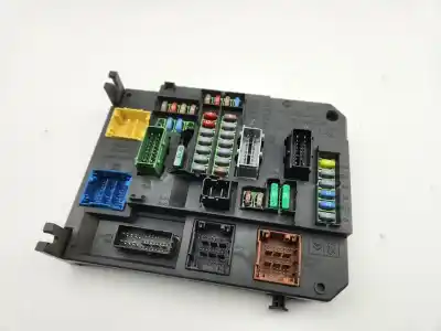 Second-hand car spare part Fuse Box Unit for CITROEN DS5 Sport 181 CV / 133 KW OEM IAM references 9664992380  