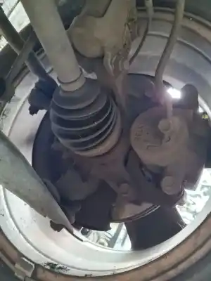 Second-hand car spare part front left knuckle for toyota rav 4 (a2) 2.0 d-4d executive 4x4 (2003->) oem iam references 