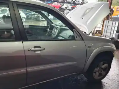 Second-hand car spare part front right door for toyota rav 4 (a2) 2.0 d-4d executive 4x4 (2003->) oem iam references 