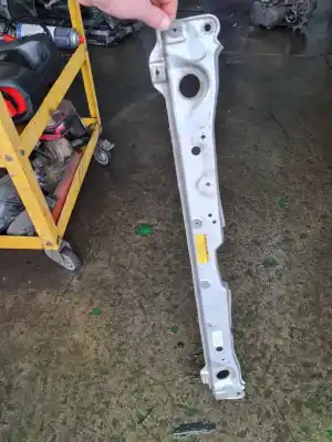 Second-hand car spare part upper cross member for toyota rav 4 (a2) 2.0 d-4d executive 4x4 (2003->) oem iam references 