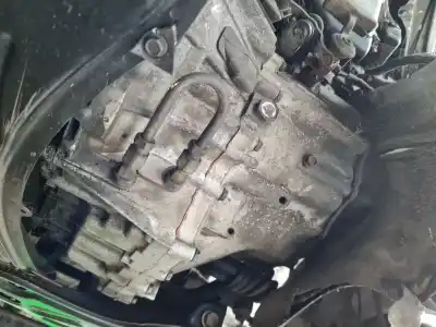 Автозапчастина б/у коробка передач для toyota rav 4 (a2) 2.0 d-4d executive 4x4 (2003->) посилання на oem iam 3030042140  