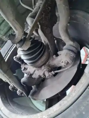 Second-hand car spare part front right knuckle for toyota rav 4 (a2) 2.0 d-4d executive 4x4 (2003->) oem iam references 