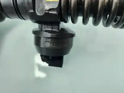 Pezzo di ricambio per auto di seconda mano iniettore per seat leon (1p1) comfort limited riferimenti oem iam 038130073ag