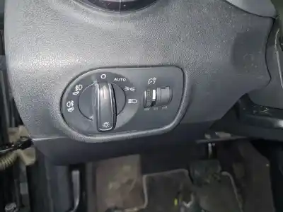 Second-hand car spare part headlights switch for audi a1 (8x) ambition 185 cv / 136 kw oem iam references 