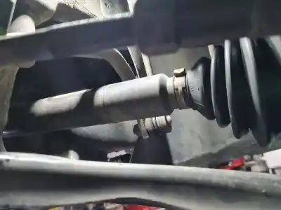 Second-hand car spare part front right transmission for audi a1 (8x) ambition 185 cv / 136 kw oem iam references 6r0407764m