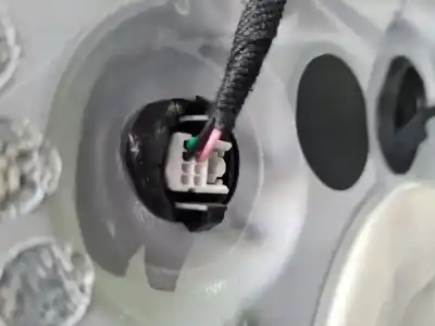 Pièce détachée automobile d'occasion serrure de porte avant gauche pour renault arkana (eu version) techno 140 cv / 103 kw références oem iam   