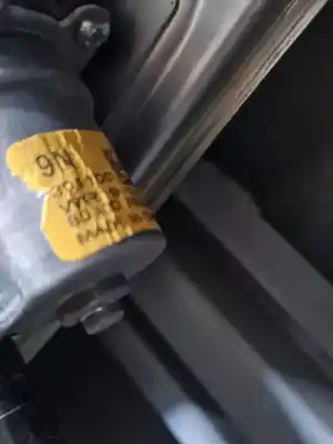 Peça sobressalente para automóvel em segunda mão elevador de vidros dianteiro direito por renault arkana (eu version) techno 140 cv / 103 kw referências oem iam   