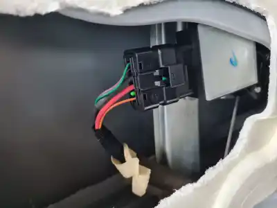 Pezzo di ricambio per auto di seconda mano alzacristalli posteriore sinistro per renault arkana (eu version) techno 140 cv / 103 kw riferimenti oem iam 