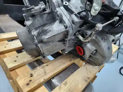 Pezzo di ricambio per auto di seconda mano riduttore per peugeot partner kombi access riferimenti oem iam 20dp33  