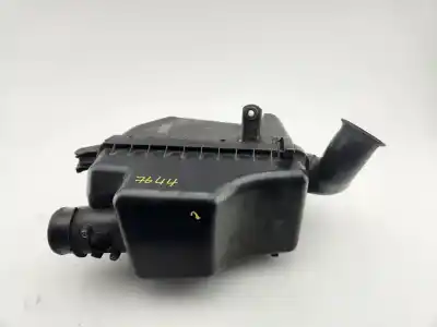 Peça sobressalente para automóvel em segunda mão Suporte Do Filtro De Ar por TOYOTA RAV 4 (A2) 2.0 D-4D Executive 4X4 (2003->) Referências OEM IAM 2202027062  