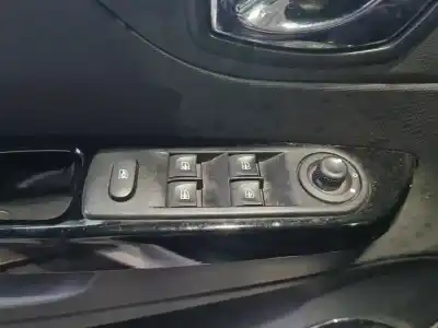 Автозапчастина б/у  для RENAULT CAPTUR  Посилання на OEM IAM   