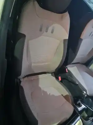 Автозапчастина б/у передне праве сиділо для renault captur dynamique посилання на oem iam 