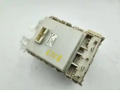 Peça sobressalente para automóvel em segunda mão caixa de fusíveis e relés por toyota yaris (ksp9/scp9/nlp9) sol referências oem iam 8273052700