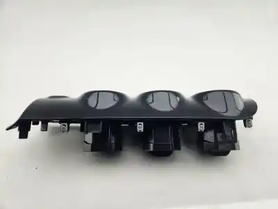 Peça sobressalente para automóvel em segunda mão grelha de ventilação tablier por mercedes-benz cla (bm 118 ) coupe 200 d 4matic 150 cv / 110 kw referências oem iam a1776809800