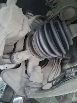 Peça sobressalente para automóvel em segunda mão manga de eixo dianteira direita por mercedes-benz clase b (w246) b 180 cdi be (246.200) 109 cv / 80 kw referências oem iam 