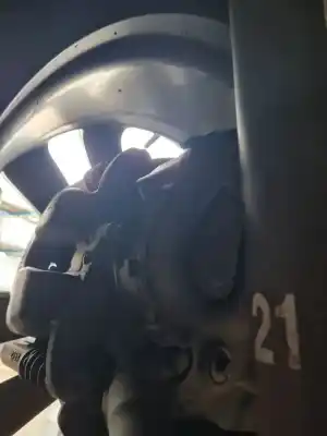 Peça sobressalente para automóvel em segunda mão pinça de travão traseira esquerda por mercedes-benz clase b (w246) b 180 cdi be (246.200) 109 cv / 80 kw referências oem iam 