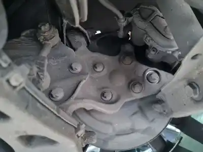 Peça sobressalente para automóvel em segunda mão manga de eixo traseira direita por mercedes-benz clase b (w246) b 180 cdi be (246.200) 109 cv / 80 kw referências oem iam 