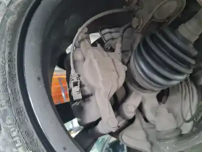 Peça sobressalente para automóvel em segunda mão pinça de travão dianteira direita por mercedes-benz clase b (w246) b 180 cdi be (246.200) 109 cv / 80 kw referências oem iam 