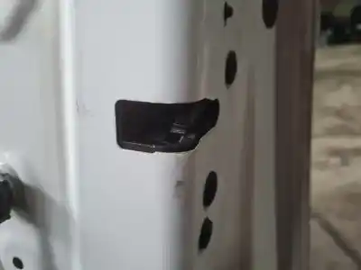 Peça sobressalente para automóvel em segunda mão fechadura da porta dianteira direita por opel corsa f gs line referências oem iam 