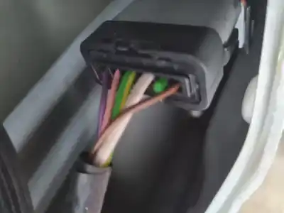 Peça sobressalente para automóvel em segunda mão elevador de vidros dianteira esquerda por opel corsa f gs line referências oem iam 