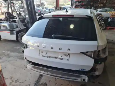 Peça sobressalente para automóvel em segunda mão porta da mala / tampa traseira por skoda superb iii ranchera familiar (3v5) 2.0 tdi referências oem iam 