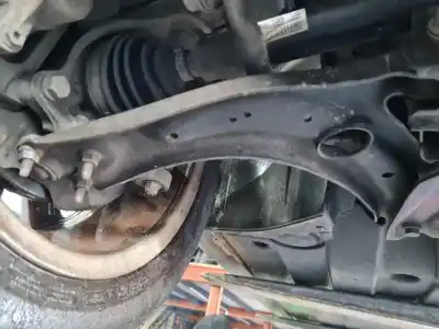 Peça sobressalente para automóvel em segunda mão braço de suspensão inferior dianteiro direito por skoda superb iii ranchera familiar (3v5) 2.0 tdi referências oem iam 